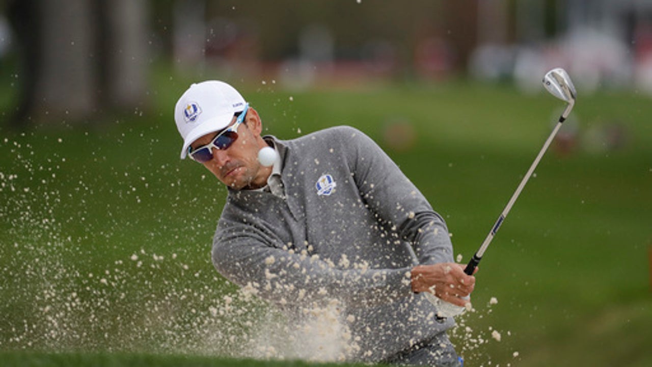 The Latest: Spieth and Reed lead US in opening match